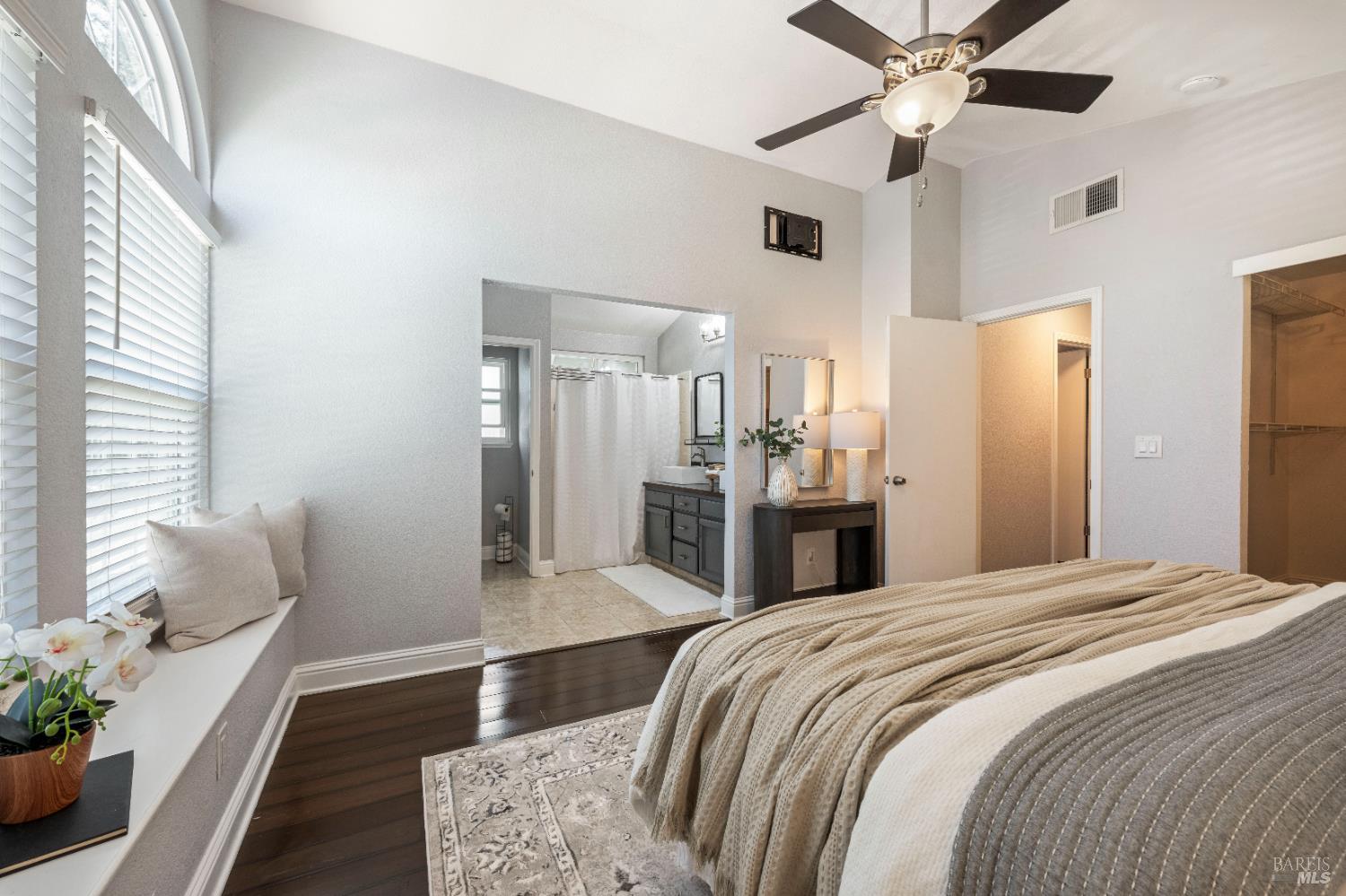 Detail Gallery Image 31 of 44 For 381 Shannon Dr, Vacaville,  CA 95688 - 4 Beds | 3 Baths