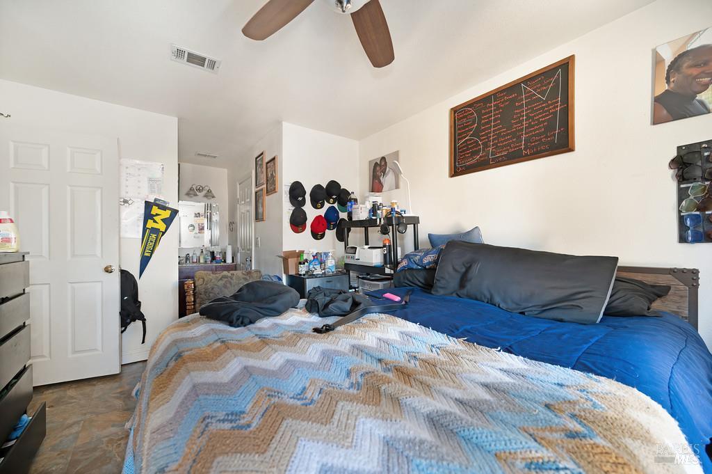 Detail Gallery Image 17 of 25 For 2638 Shasta Ct, Fairfield,  CA 94533 - 5 Beds | 2 Baths