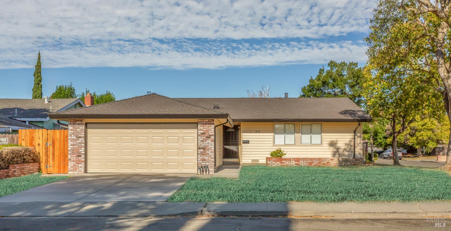 Detail Gallery Image 7 of 66 For 313 Lily St, Fairfield,  CA 94533 - 4 Beds | 2 Baths