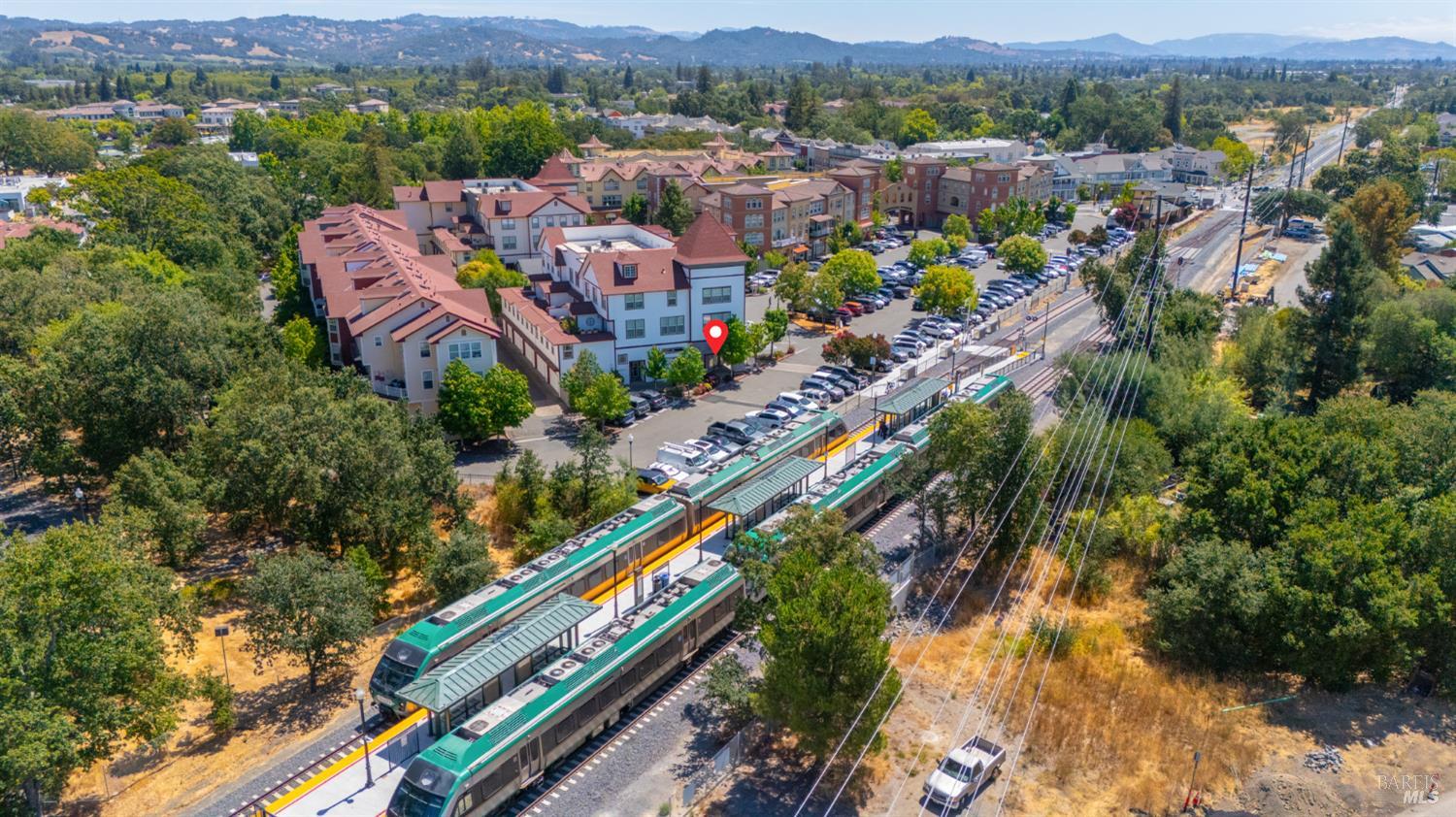 Detail Gallery Image 5 of 41 For 567 David Clayton Ln, Windsor,  CA 95492 - – Beds | – Baths