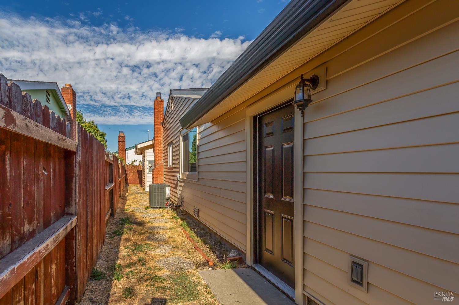 Detail Gallery Image 52 of 66 For 313 Lily St, Fairfield,  CA 94533 - 4 Beds | 2 Baths