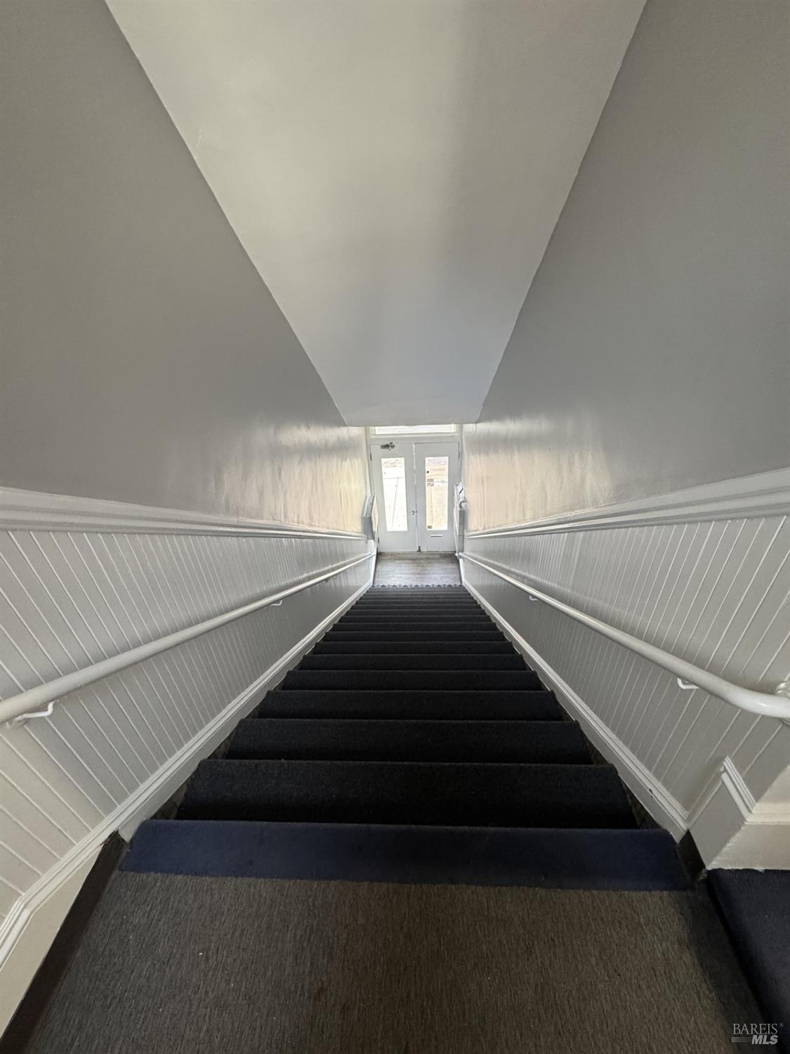 Detail Gallery Image 2 of 10 For 1222 4th St, San Rafael,  CA 94901 - – Beds | – Baths