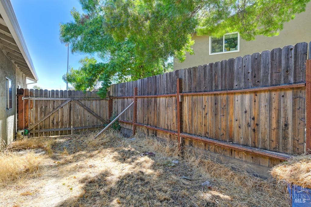 Detail Gallery Image 25 of 25 For 2638 Shasta Ct, Fairfield,  CA 94533 - 5 Beds | 2 Baths