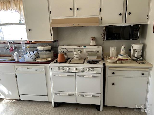 Detail Gallery Image 7 of 45 For 642 Trumbull Ave, Novato,  CA 94947 - 3 Beds | 1/1 Baths