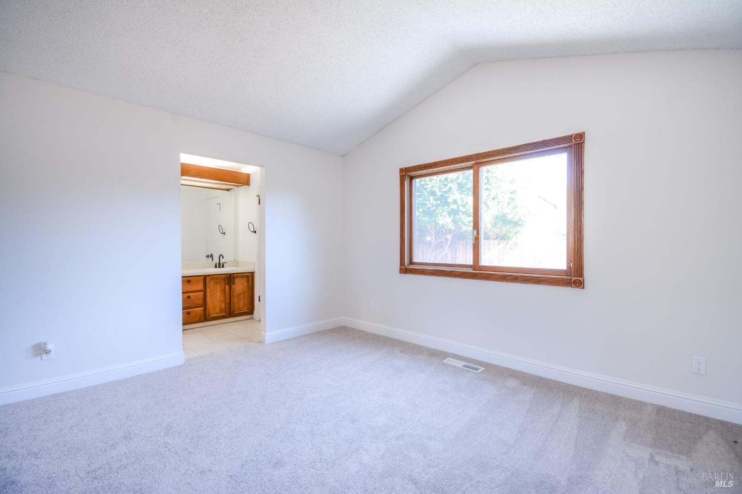 Detail Gallery Image 24 of 36 For 941 Hickory Ct, Fairfield,  CA 94533 - 3 Beds | 2 Baths