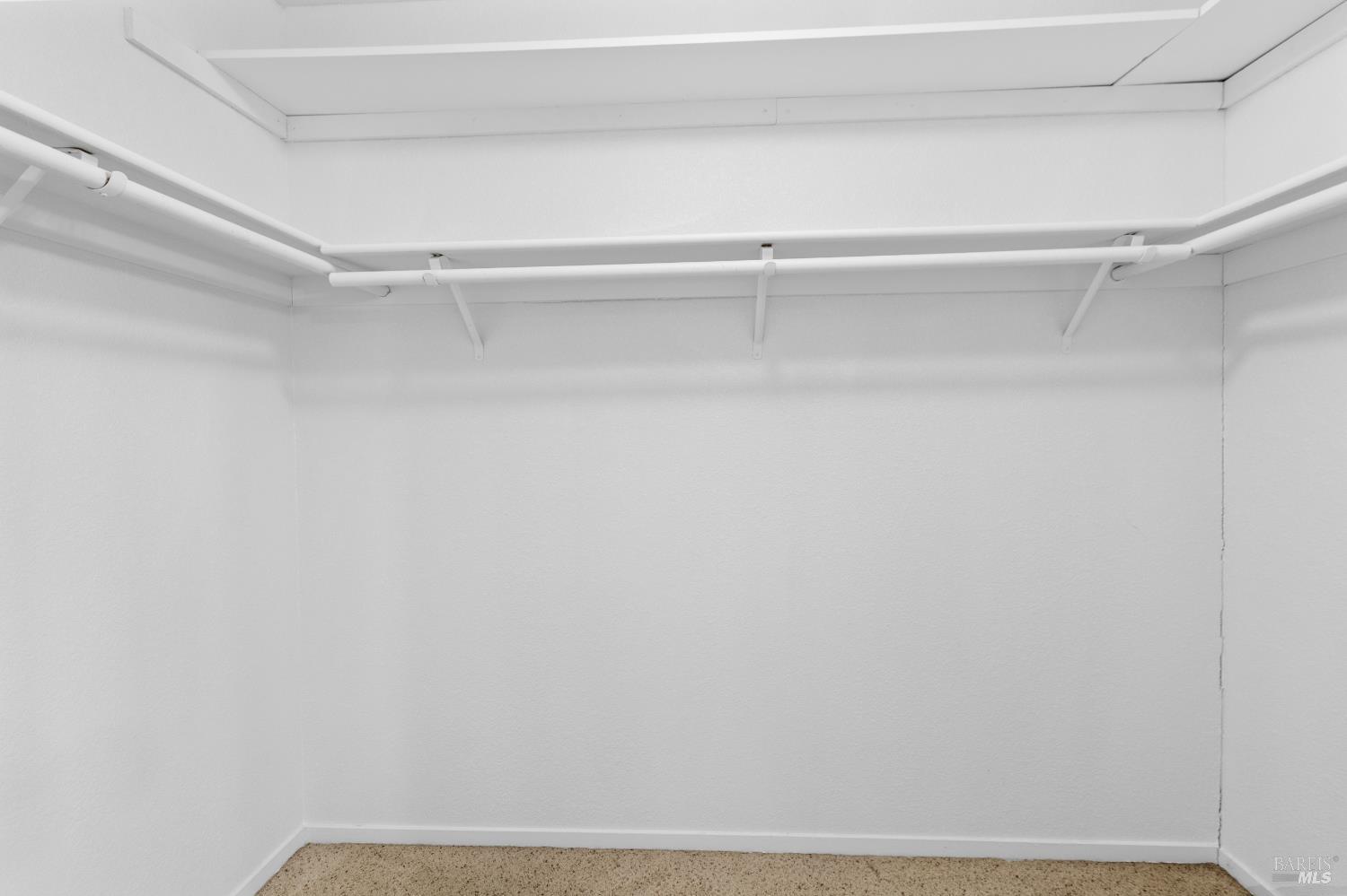 Detail Gallery Image 25 of 42 For 695 Fountain Way, Dixon,  CA 95620 - 4 Beds | 2 Baths