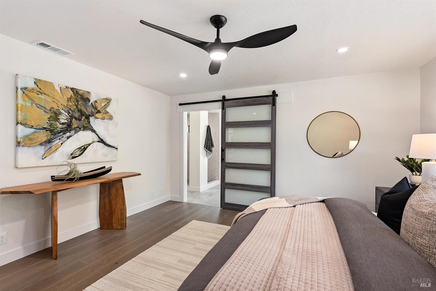 Detail Gallery Image 23 of 66 For 2283 Woodside Way, Healdsburg,  CA 95448 - 3 Beds | 4 Baths