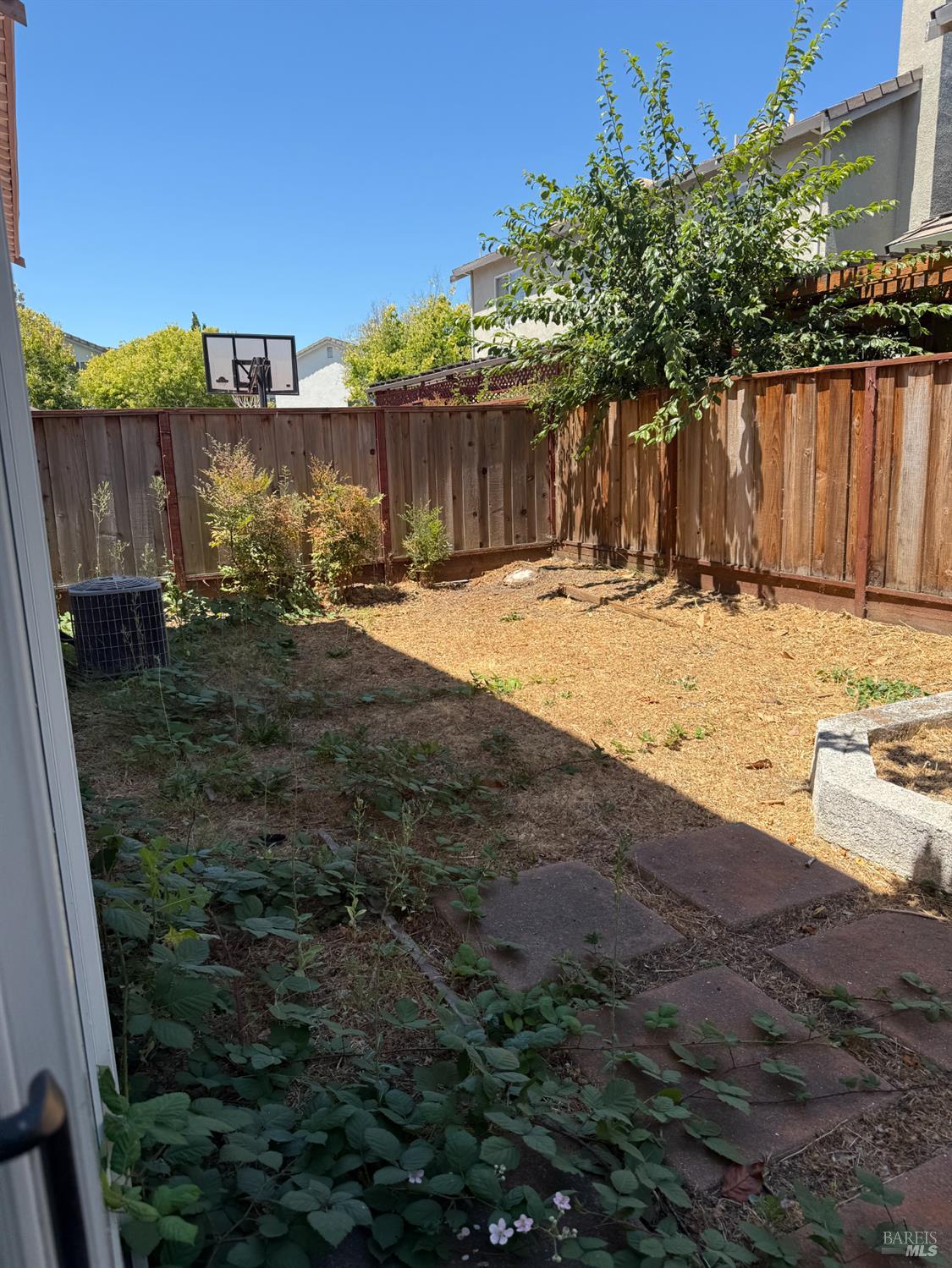 Detail Gallery Image 12 of 12 For 488 Alvarado St, San Leandro,  CA 94577 - 3 Beds | 2/1 Baths
