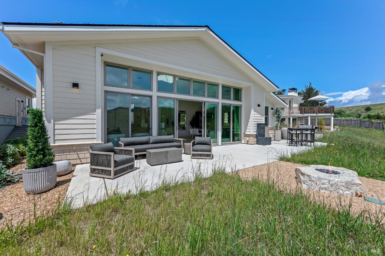 Detail Gallery Image 24 of 27 For 330 Bay Vista Ln, Bodega Bay,  CA 94923 - 3 Beds | 3 Baths