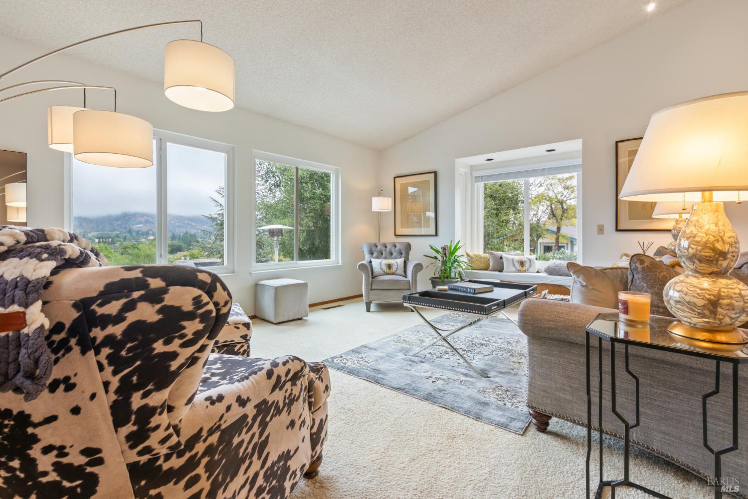 Detail Gallery Image 18 of 47 For 410 Oak Mesa Ct, Santa Rosa,  CA 95409 - 2 Beds | 2/1 Baths