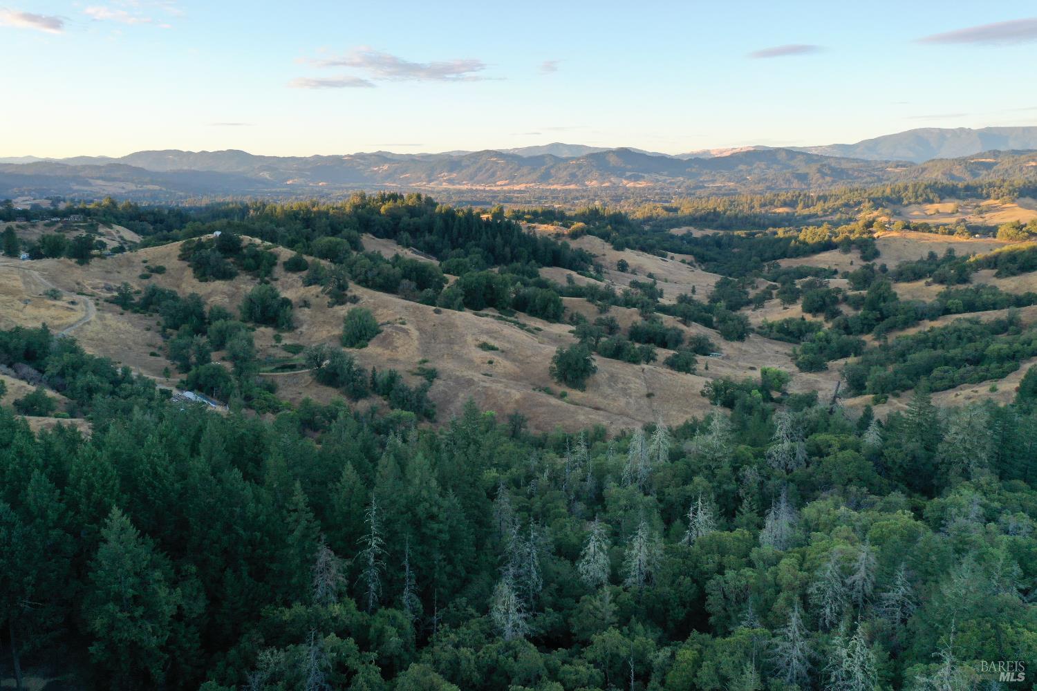 Detail Gallery Image 21 of 28 For 18500 Shafer Ranch Rd, Willits,  CA 95490 - 2 Beds | 1 Baths