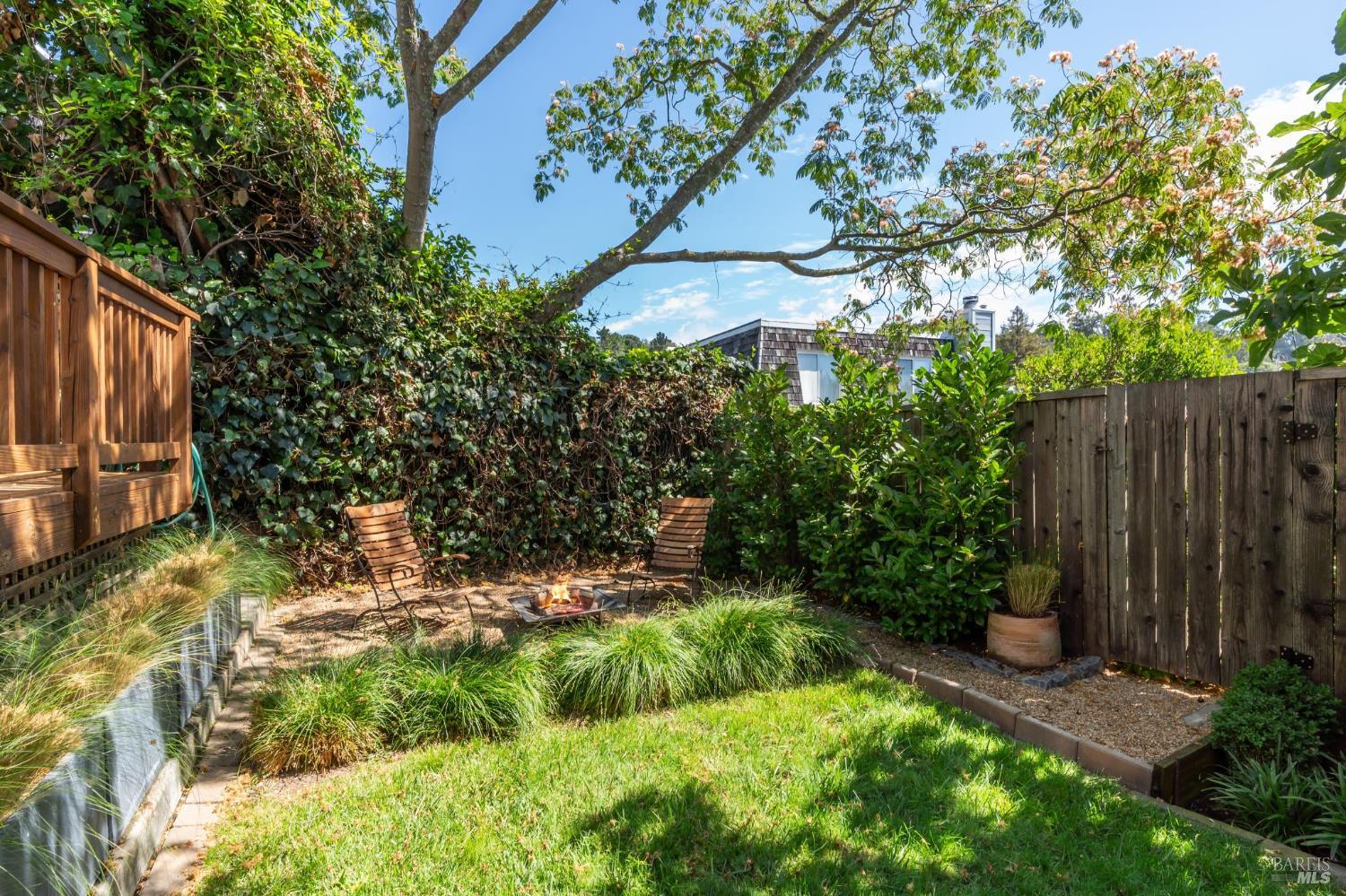 Detail Gallery Image 52 of 57 For 34 Ridge Ave, San Rafael,  CA 94901 - 3 Beds | 3 Baths
