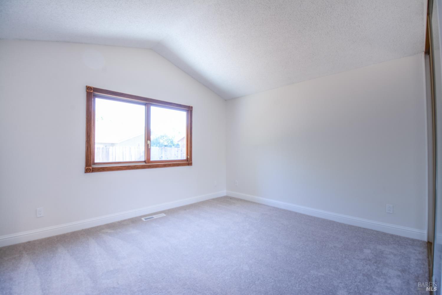 Detail Gallery Image 23 of 36 For 941 Hickory Ct, Fairfield,  CA 94533 - 3 Beds | 2 Baths