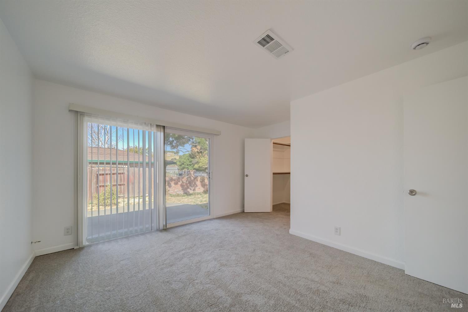Detail Gallery Image 35 of 66 For 313 Lily St, Fairfield,  CA 94533 - 4 Beds | 2 Baths