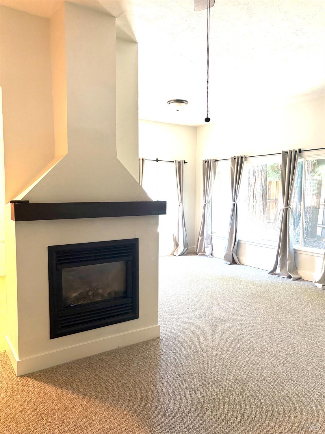 Detail Gallery Image 54 of 94 For 1220 Gravenstein Hwy, Sebastopol,  CA 95472 - 4 Beds | 2 Baths