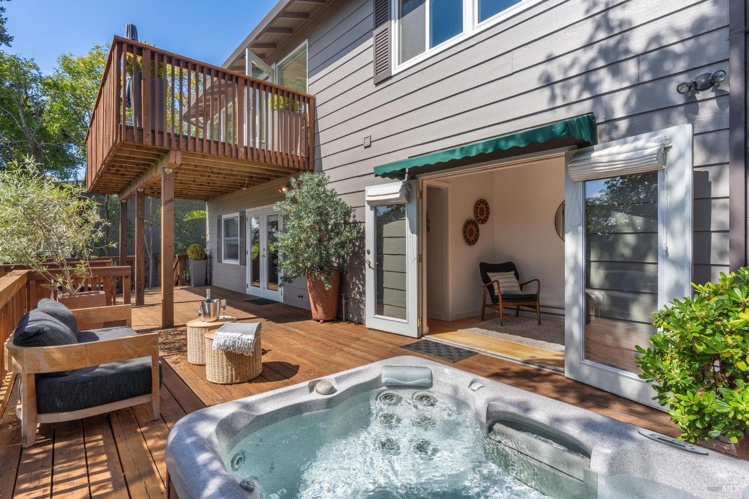 Detail Gallery Image 44 of 57 For 34 Ridge Ave, San Rafael,  CA 94901 - 3 Beds | 3 Baths