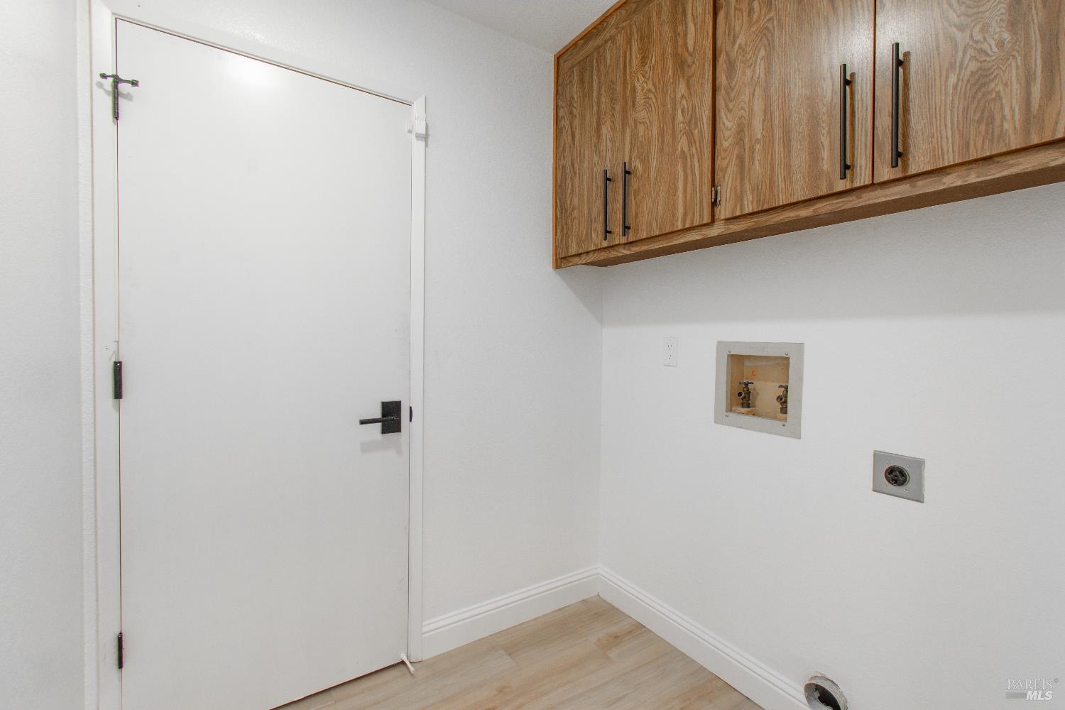 Detail Gallery Image 13 of 36 For 941 Hickory Ct, Fairfield,  CA 94533 - 3 Beds | 2 Baths