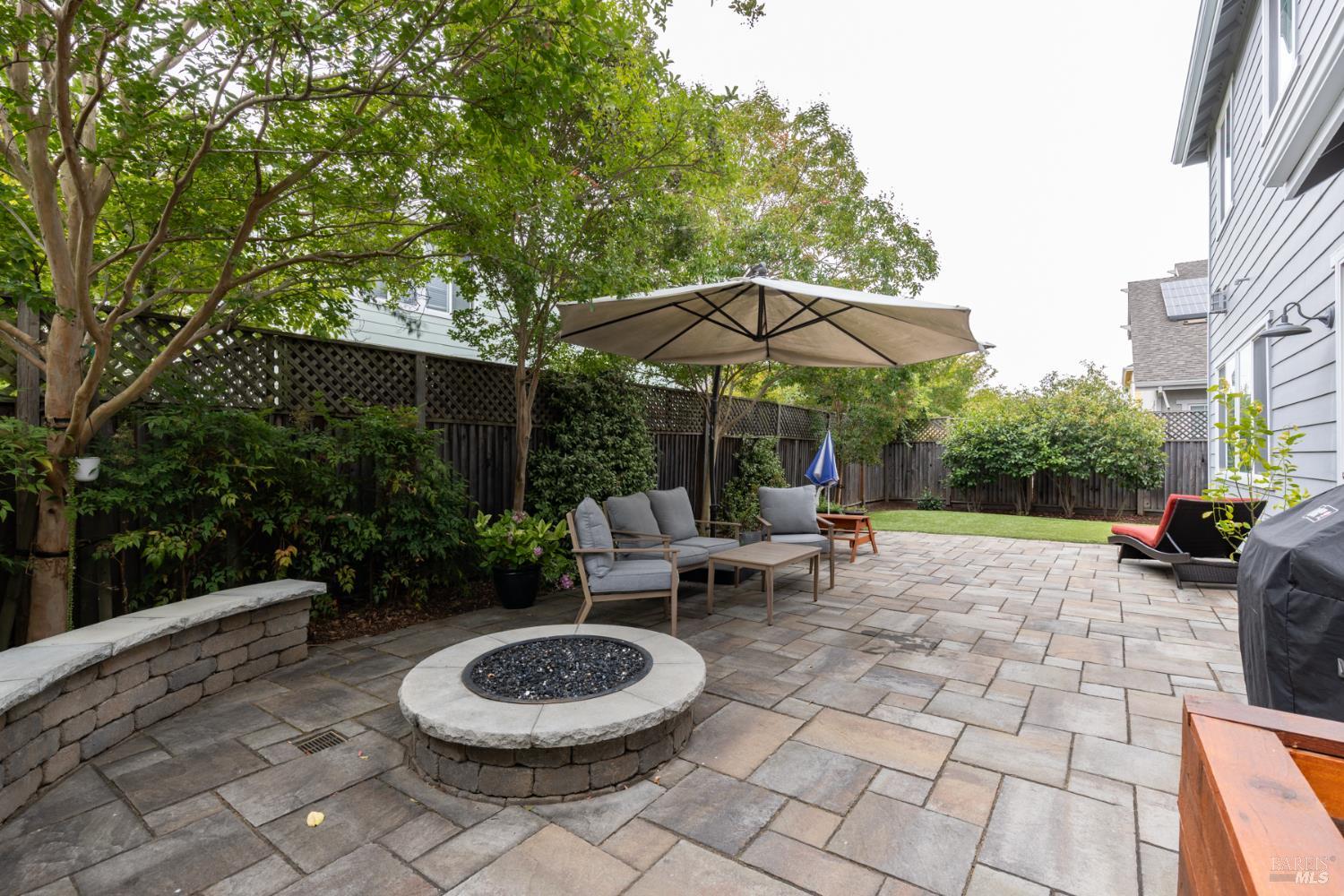 Detail Gallery Image 32 of 42 For 1694 Southridge Dr, Petaluma,  CA 94954 - 4 Beds | 2/1 Baths