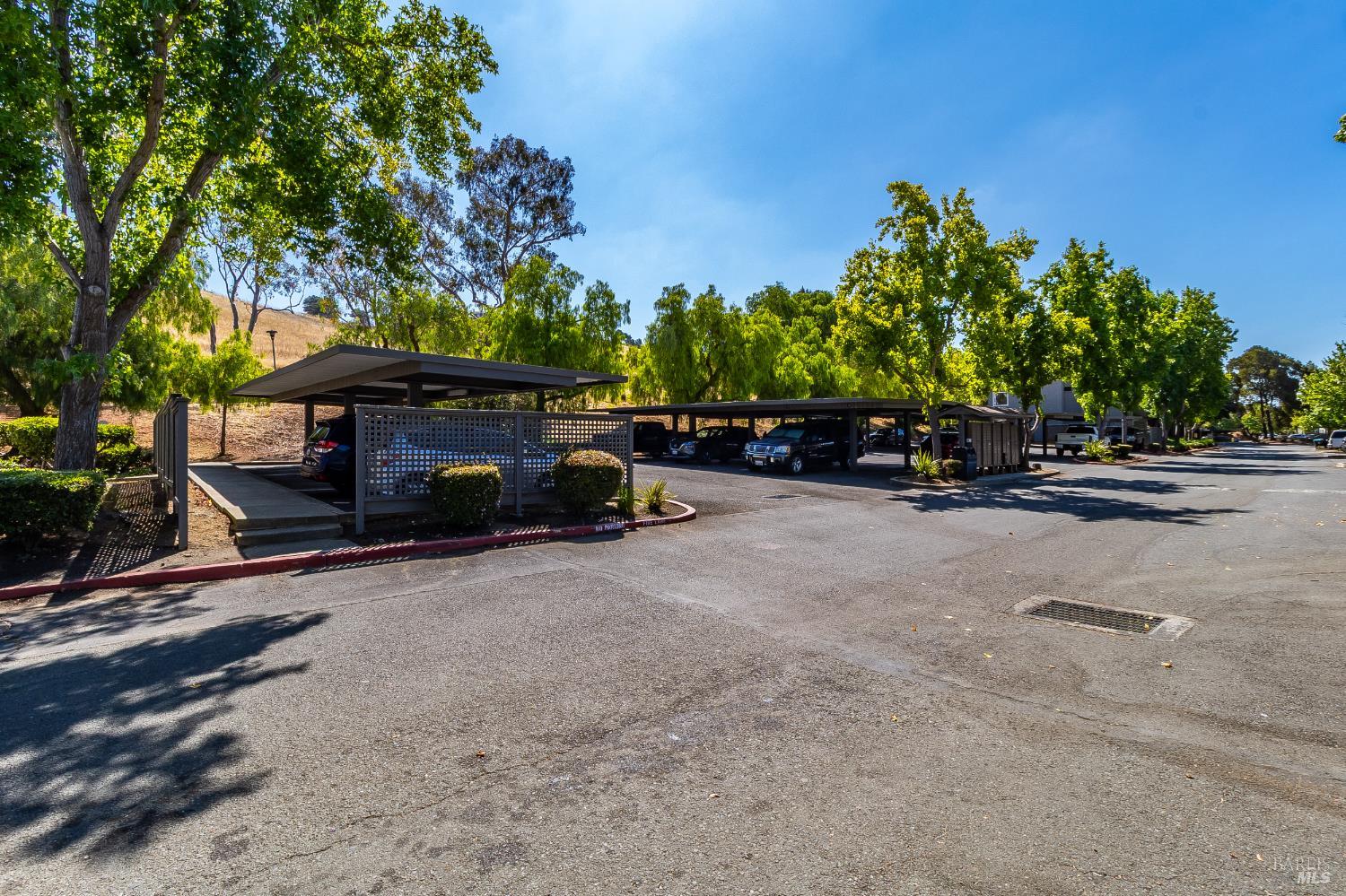 Detail Gallery Image 24 of 36 For 900 Cambridge Dr #104,  Benicia,  CA 94510 - 1 Beds | 1 Baths