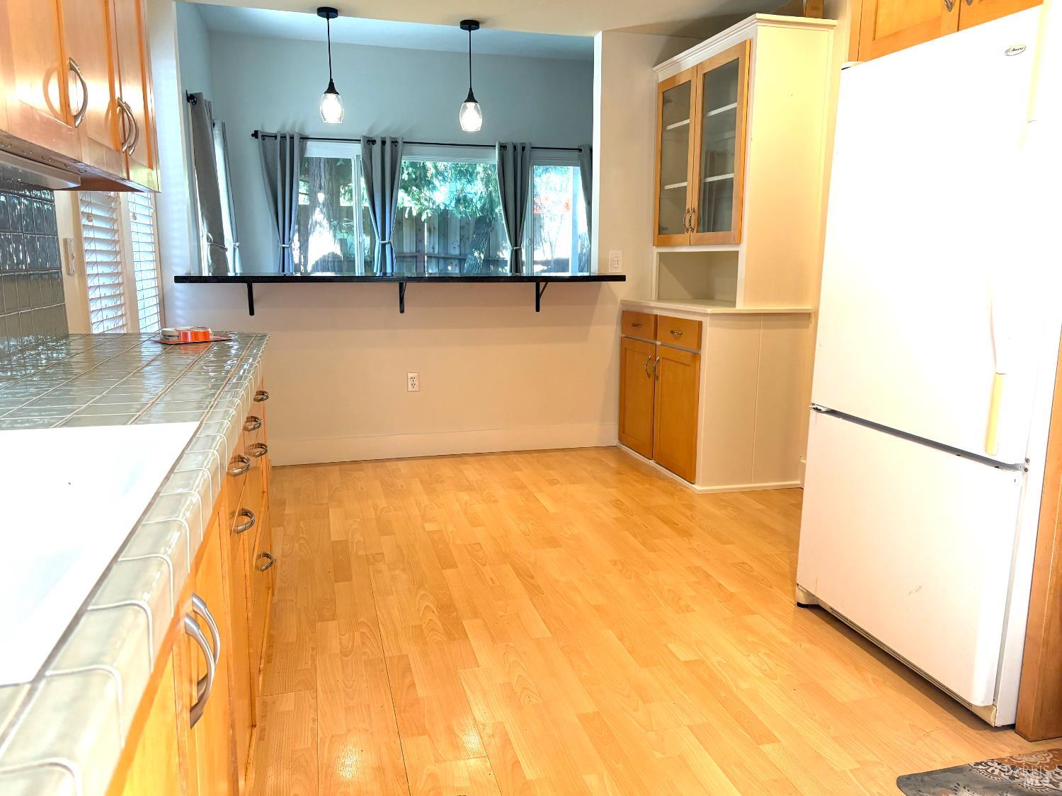 Detail Gallery Image 49 of 94 For 1220 Gravenstein Hwy, Sebastopol,  CA 95472 - 4 Beds | 2 Baths