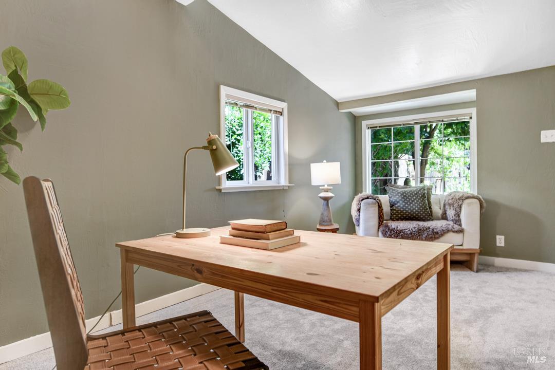 Detail Gallery Image 11 of 20 For 414 Walnut Ave, Sonoma,  CA 95476 - 4 Beds | 2 Baths