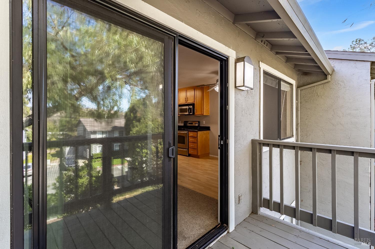 Detail Gallery Image 22 of 36 For 900 Cambridge Dr #104,  Benicia,  CA 94510 - 1 Beds | 1 Baths