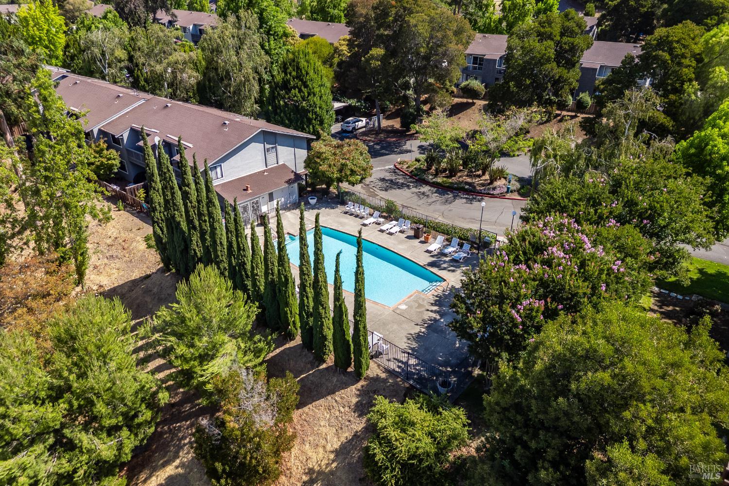 Detail Gallery Image 34 of 36 For 900 Cambridge Dr #104,  Benicia,  CA 94510 - 1 Beds | 1 Baths
