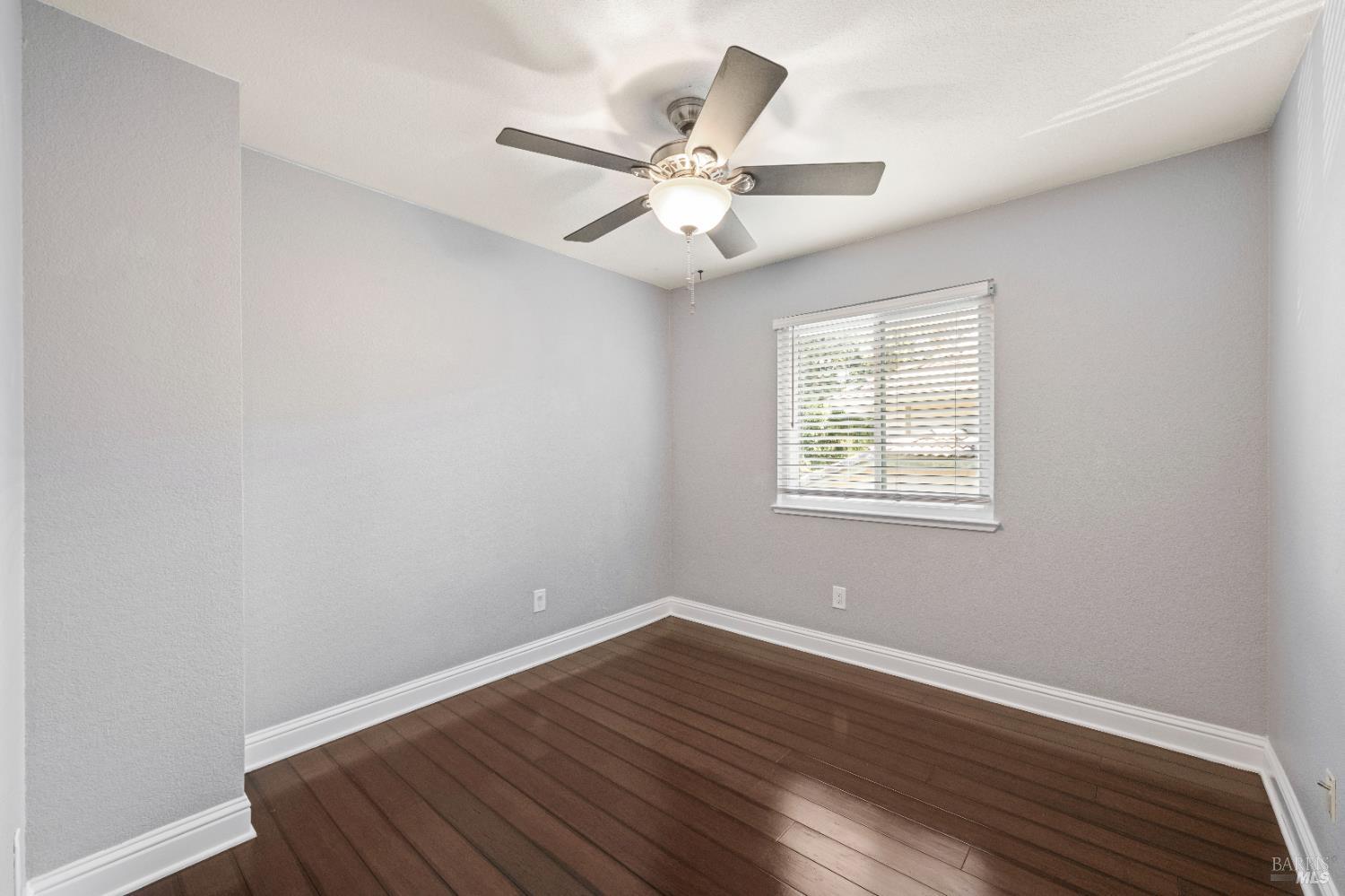 Detail Gallery Image 25 of 44 For 381 Shannon Dr, Vacaville,  CA 95688 - 4 Beds | 3 Baths
