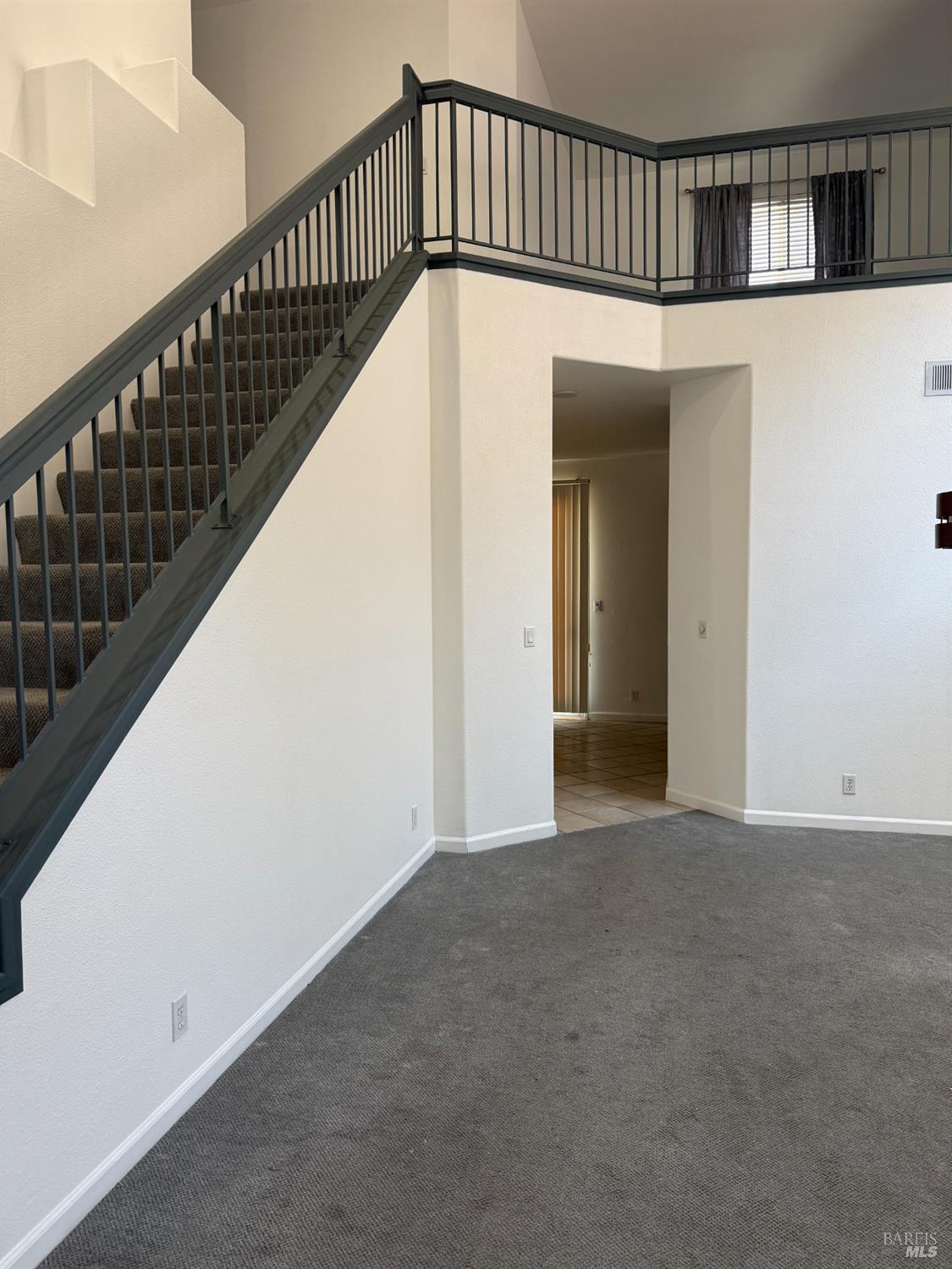Detail Gallery Image 3 of 12 For 488 Alvarado St, San Leandro,  CA 94577 - 3 Beds | 2/1 Baths
