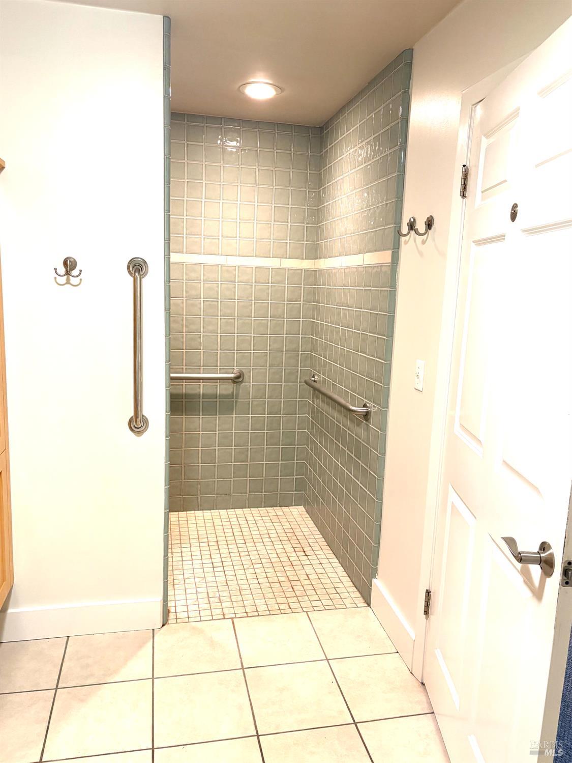 Detail Gallery Image 63 of 94 For 1220 Gravenstein Hwy, Sebastopol,  CA 95472 - 4 Beds | 2 Baths