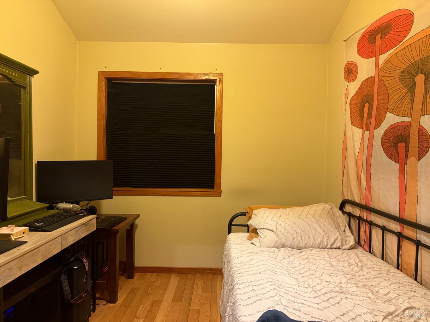 Detail Gallery Image 21 of 26 For 9355 Spyrock Rd, Laytonville,  CA 95454 - 3 Beds | 1/1 Baths