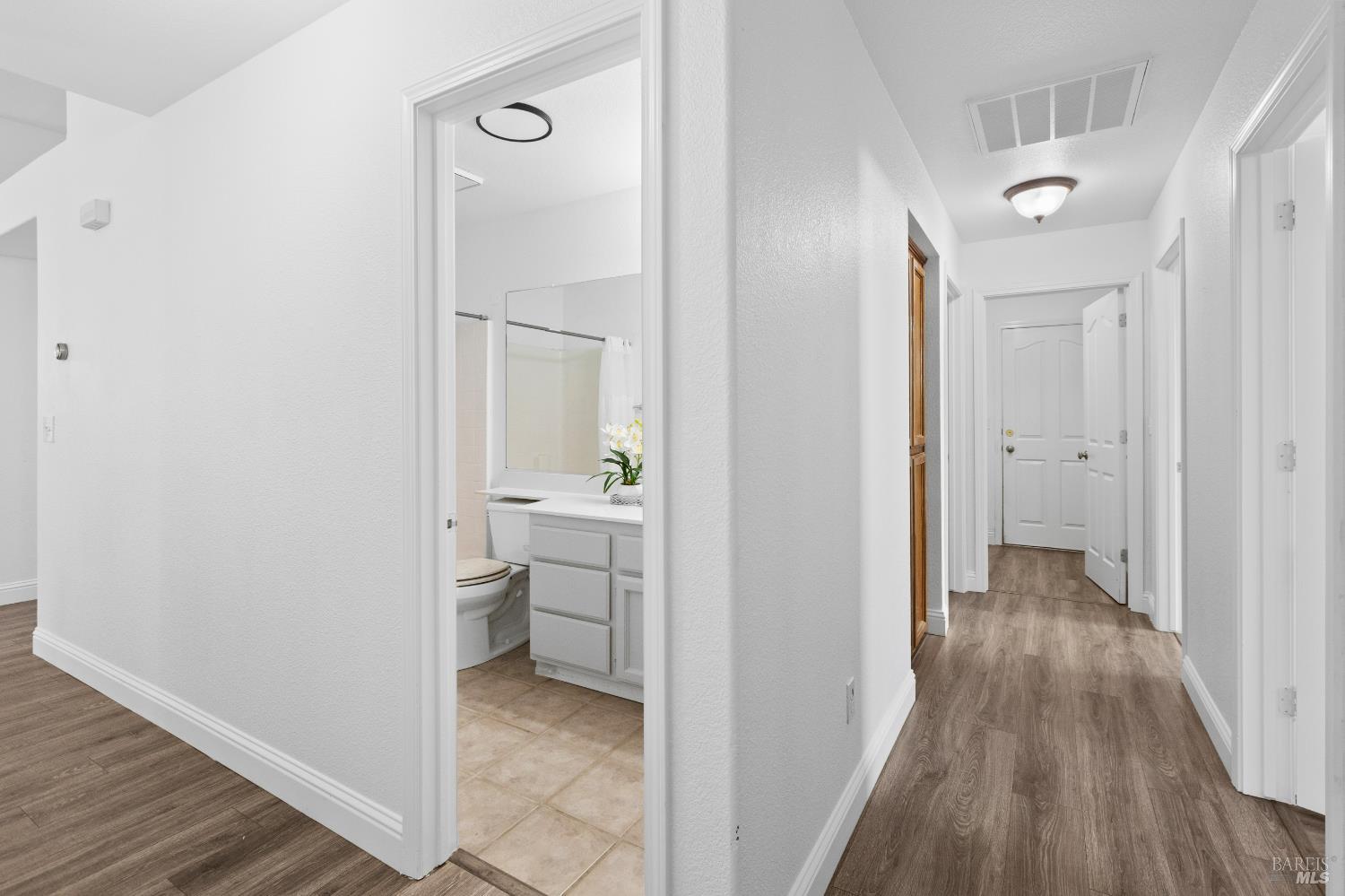 Detail Gallery Image 26 of 42 For 695 Fountain Way, Dixon,  CA 95620 - 4 Beds | 2 Baths