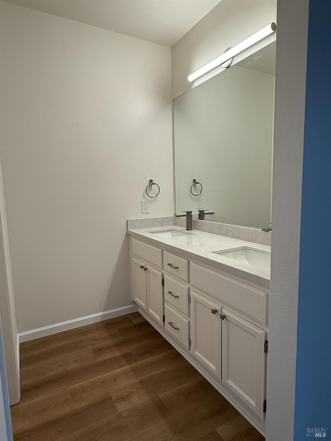 Detail Gallery Image 19 of 24 For 102 Manchester Dr, Fairfield,  CA 94533 - 3 Beds | 2/1 Baths