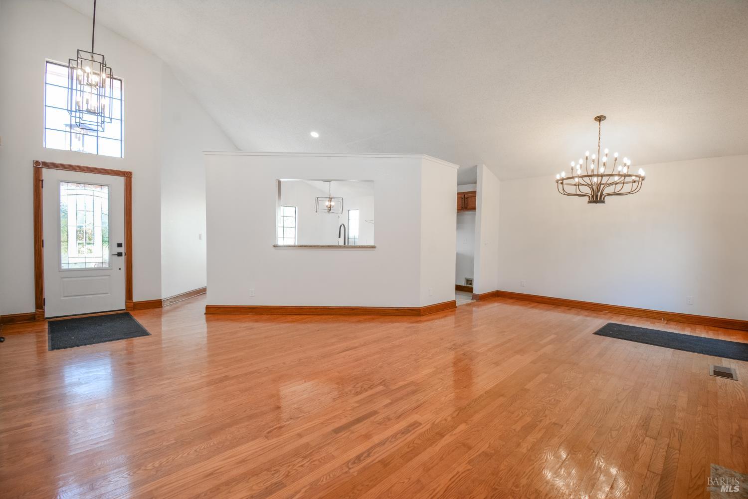 Detail Gallery Image 5 of 36 For 941 Hickory Ct, Fairfield,  CA 94533 - 3 Beds | 2 Baths