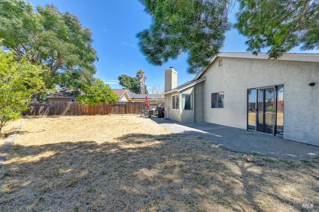 Detail Gallery Image 23 of 25 For 2638 Shasta Ct, Fairfield,  CA 94533 - 5 Beds | 2 Baths