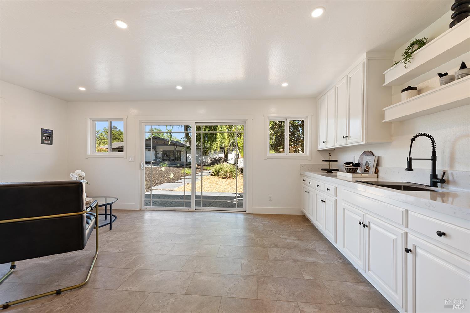 Detail Gallery Image 41 of 66 For 2283 Woodside Way, Healdsburg,  CA 95448 - 3 Beds | 4 Baths
