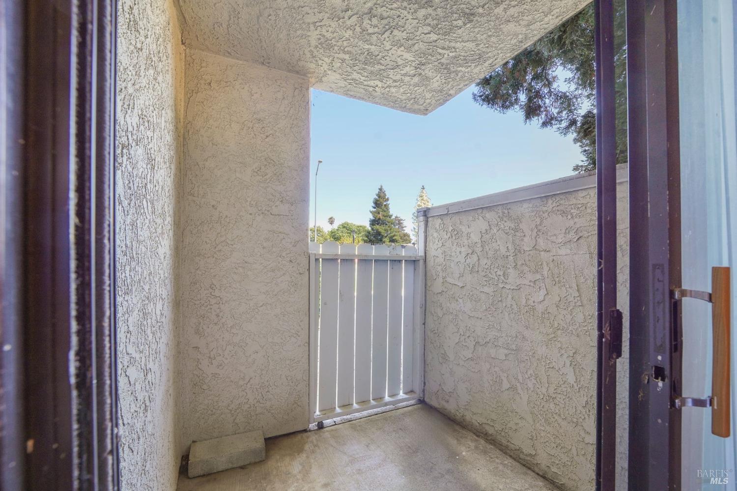 Detail Gallery Image 17 of 19 For 225 Pennsylvania Ave #A1,  Fairfield,  CA 94533 - 3 Beds | 2 Baths