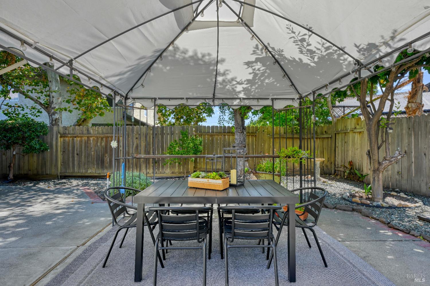 Detail Gallery Image 40 of 44 For 381 Shannon Dr, Vacaville,  CA 95688 - 4 Beds | 3 Baths