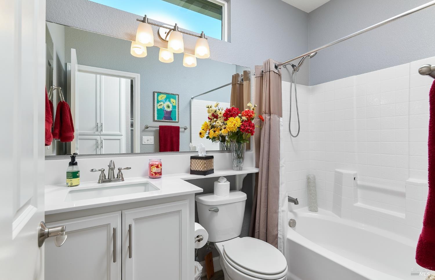 Detail Gallery Image 8 of 33 For 367 Longspur Dr, Rio Vista,  CA 94571 - 2 Beds | 2 Baths