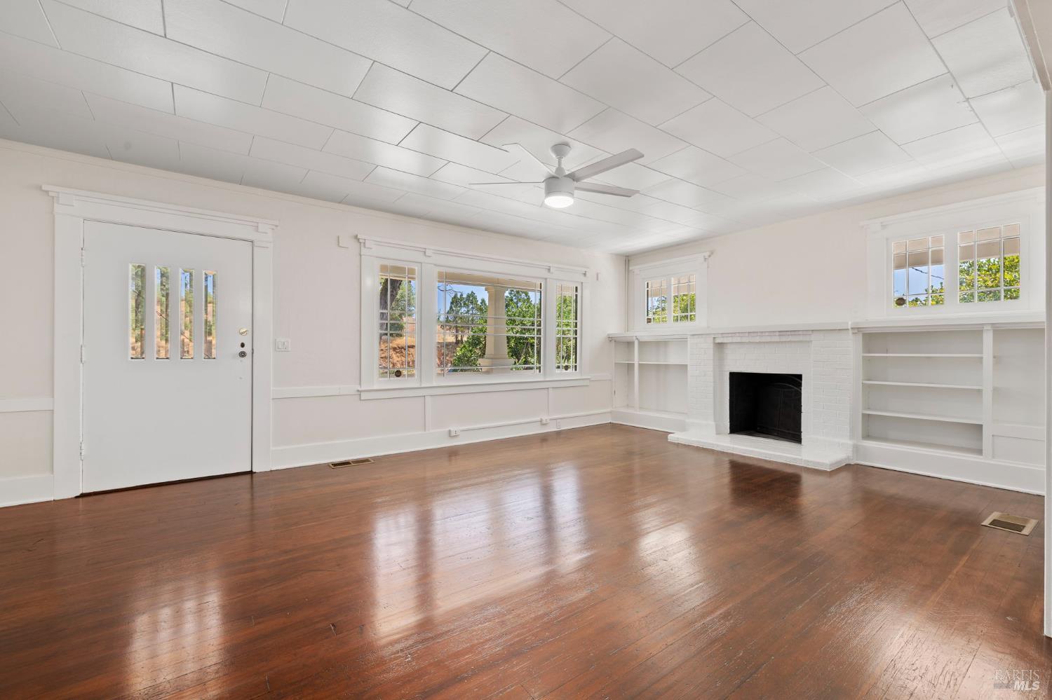 Detail Gallery Image 15 of 65 For 12900 S Highway 101 Hwy, Hopland,  CA 95449 - 6 Beds | 4 Baths