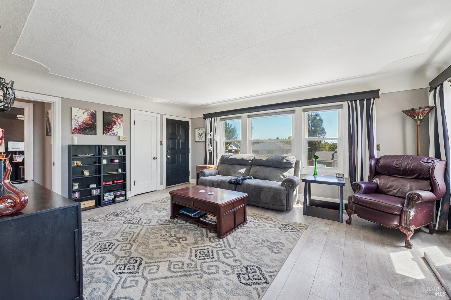 Detail Gallery Image 6 of 50 For 732 Jennings Ave, Vallejo,  CA 94591 - 2 Beds | 1 Baths