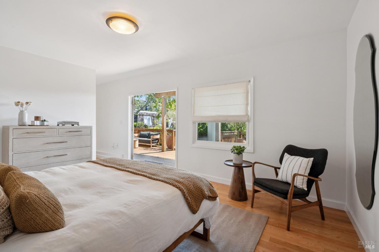 Detail Gallery Image 34 of 57 For 34 Ridge Ave, San Rafael,  CA 94901 - 3 Beds | 3 Baths