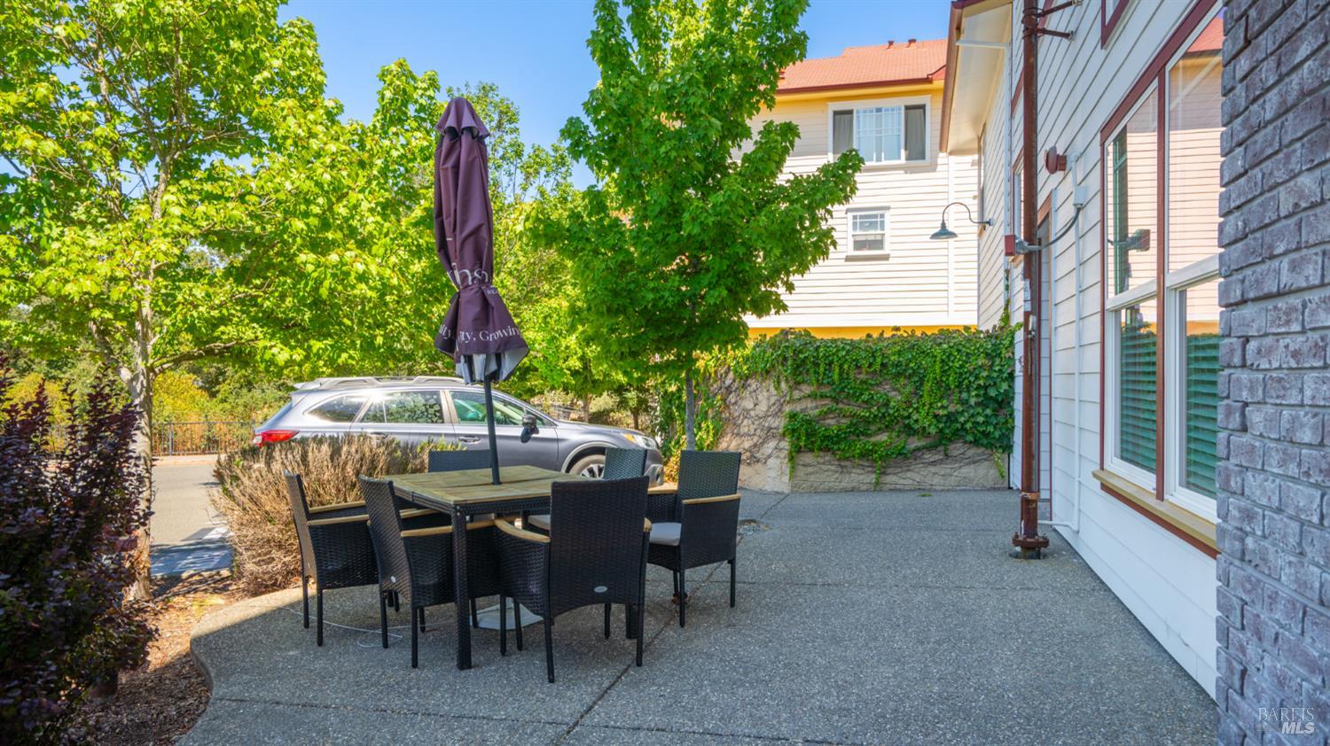 Detail Gallery Image 9 of 41 For 567 David Clayton Ln, Windsor,  CA 95492 - – Beds | – Baths