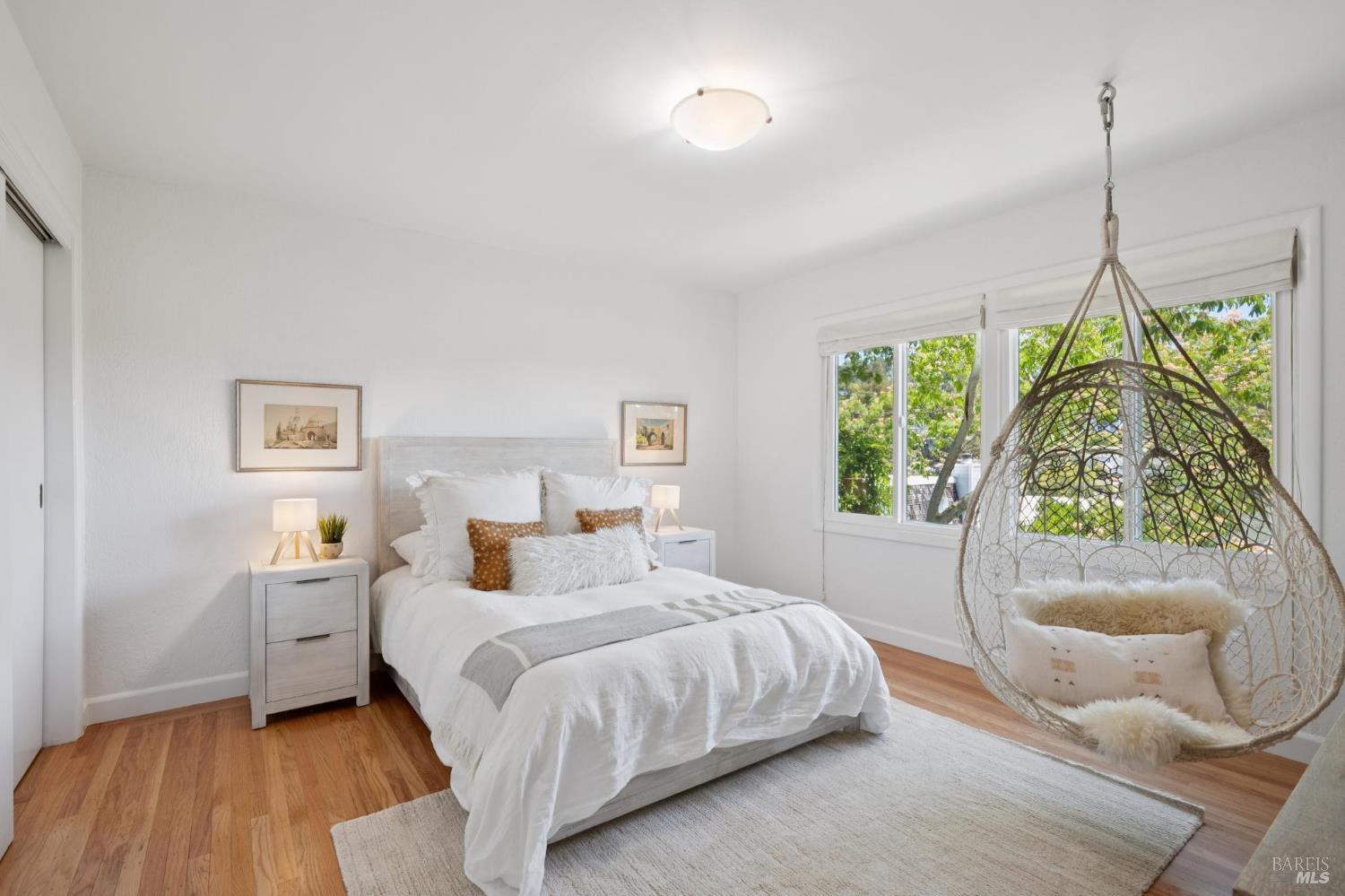 Detail Gallery Image 25 of 57 For 34 Ridge Ave, San Rafael,  CA 94901 - 3 Beds | 3 Baths