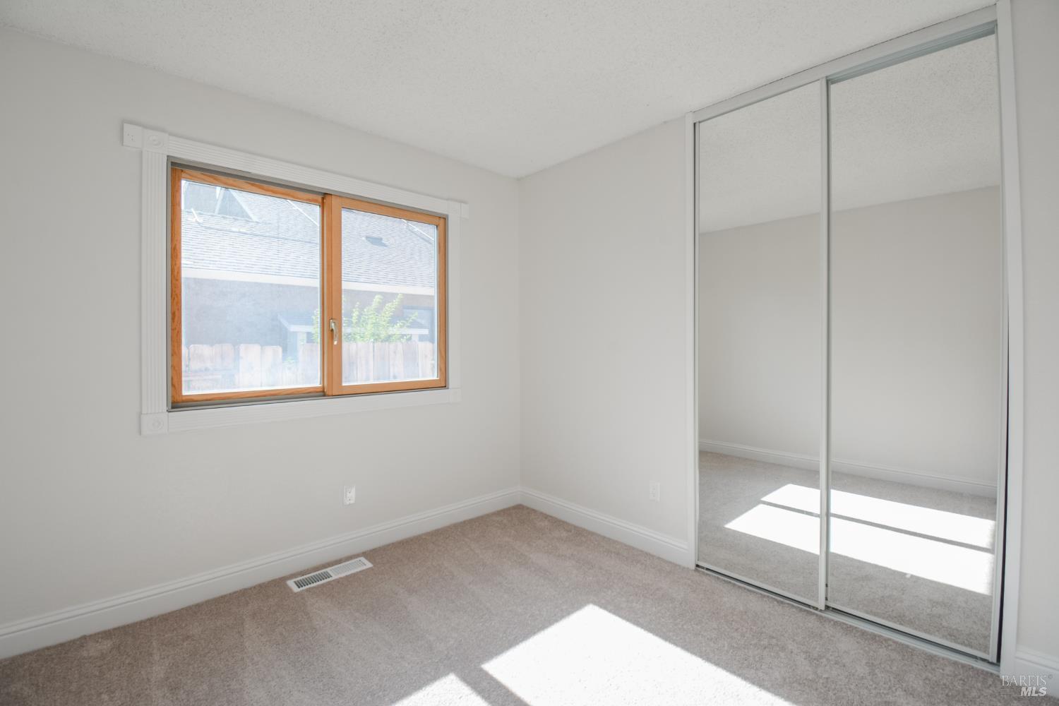 Detail Gallery Image 21 of 36 For 941 Hickory Ct, Fairfield,  CA 94533 - 3 Beds | 2 Baths