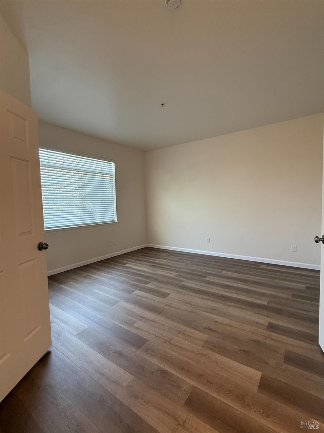 Detail Gallery Image 16 of 24 For 102 Manchester Dr, Fairfield,  CA 94533 - 3 Beds | 2/1 Baths