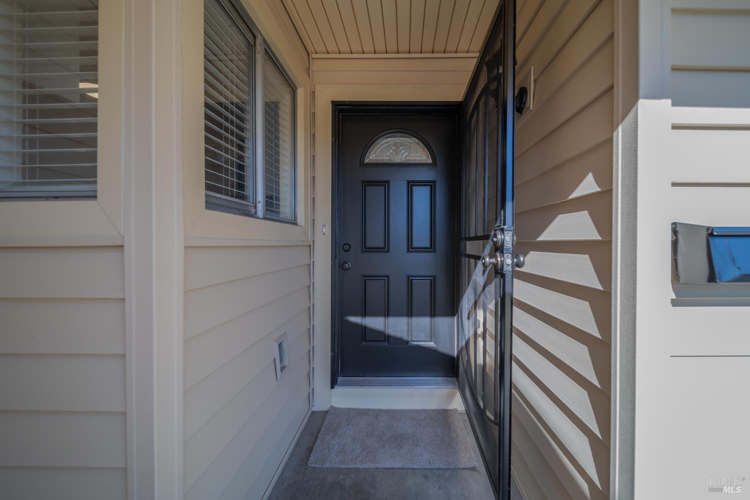 Detail Gallery Image 9 of 66 For 313 Lily St, Fairfield,  CA 94533 - 4 Beds | 2 Baths