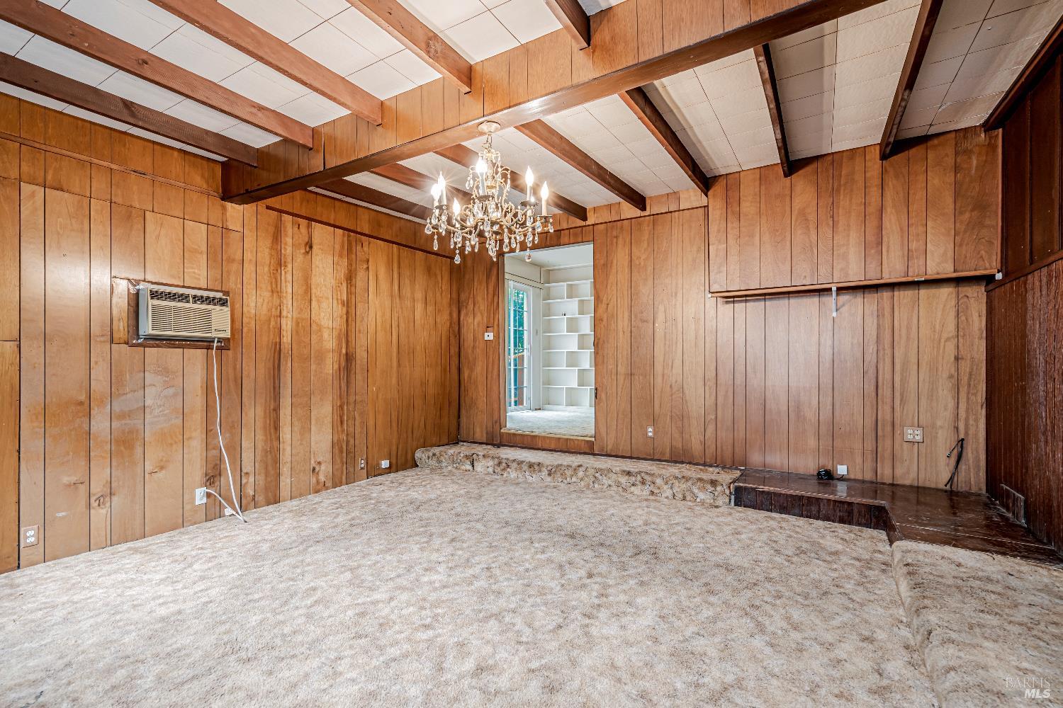Detail Gallery Image 33 of 39 For 525 Park Ln, Petaluma,  CA 94954 - 4 Beds | 2 Baths