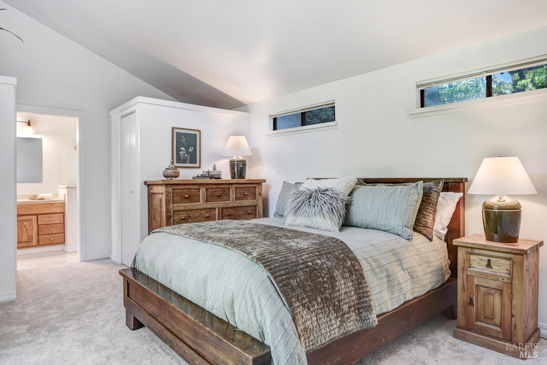 Detail Gallery Image 5 of 20 For 414 Walnut Ave, Sonoma,  CA 95476 - 4 Beds | 2 Baths