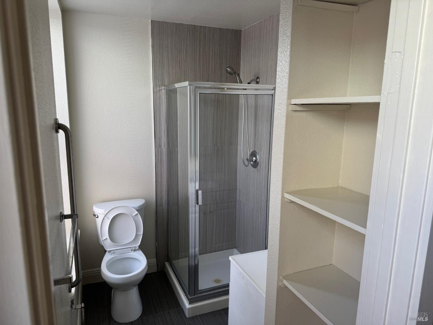 Detail Gallery Image 7 of 10 For 1222 4th St, San Rafael,  CA 94901 - – Beds | – Baths